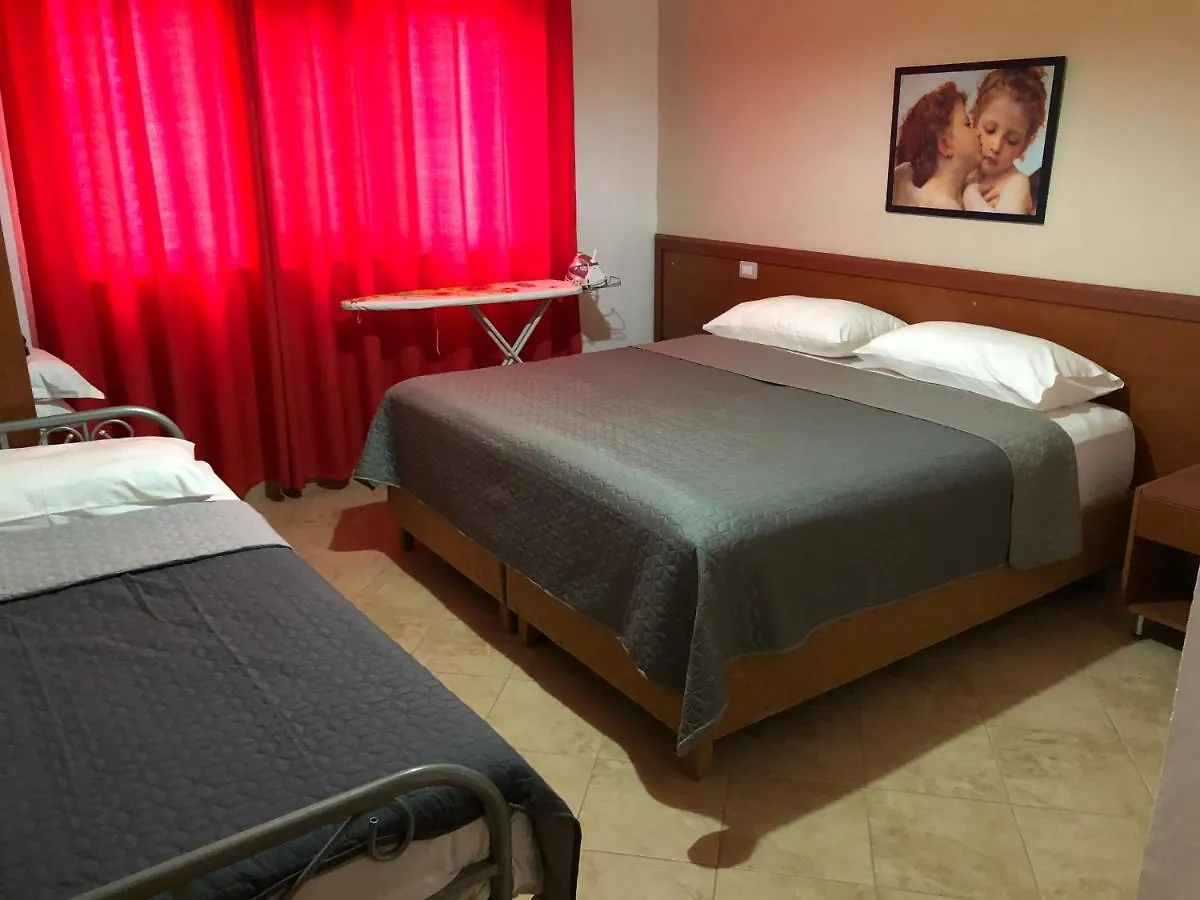 Hotel Apartments Ardo Golem